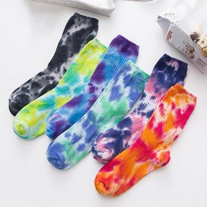 Baumwollmode-Paar-Batik-Atmungsaktive Skateboard-Socken mit weichem Mittelschlauch