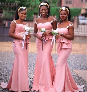 2021 Coral Bridesmaid Dresses Mermaid Straps Peplum Lace Applique Sweep Train Satin Maint of Honor Gown African Country Wedding Formal Wear