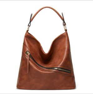 Populär Retro Oljevax Skin Kvinnor Axelväska Bucket Väska Crossbody Bag ARM Handväska Tote Bags Messenger Väskor