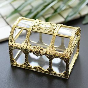 Gold Treasure Bröst Candy Box Present Wrap Bröllop Favor Mini Presentkartonger Matkvalitet Plast Transparenta Smycken Stoage Case 2 Dozens 24pcs