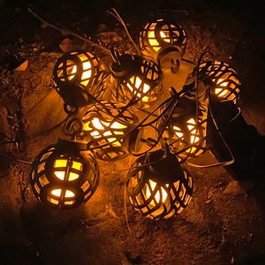 Solar Lantern String Lamp Outdoor Waterproof Flickering Flame Hanging with 8 Balls