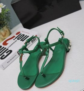 2022 Moda Nova Luxo Mulheres Slides Cristal Bezerro Couro Quilted Platform Sandals Sapatos Designer Liso Sandalias Tamanho 35-43