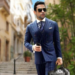 Kruvaze Mens Düğün Smokin Pinstripe Damat Takım Elbise Zorlu Yaka Slim Fit Balo Parti Blazer Ceket 2 Parça