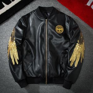 Jaqueta Bomber masculina de pele sintética primavera outono moda masculina piloto bordado gola mandarim asa couro PU jaquetas de motocicleta jaqueta1