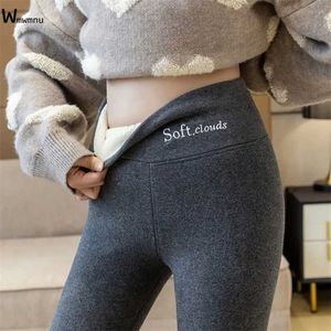 Vinter Kvinnors förtjockade lambwool Leggings sammet fodrade fotled-längd byxor Casual sömlös varm modehöjd midja 211221