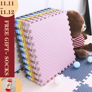 24pcs / lot Baby Play Mat Plain Color Puzzle Mats EVA Foam Mat Kids Jigsaw Mats 31X31X1.1cm Для спальни Защитная напольная плитка Mat LJ201114