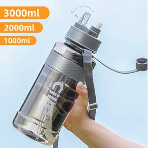Marka 1000ml BPA darmowa butelka wody pitnej ze słomy 1L 2L 3L plastikowa butelka do picia wody do wody do kosmicznych butelek 201105