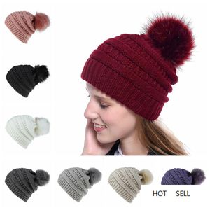 Quente Mulheres malha Beanie Hat Moda Inverno suave bola Chapéu do crânio das senhoras Sólidos Crochet Ski Cap Outdoor Chapéu de Festa