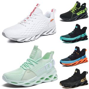 Highs Quality Men Running Skor Andningsbara Trainers Wolf Grå Tour Yellow Teal Triples Black Khaki Greens Lights Brown Bronze Mens Outdoor Sports Sneakers