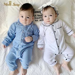 Född baby flicka pojke rompers bomull höst våren spädbarn toddler homesuit bebe jumpsuit med krage pocket ropa kläder 211229