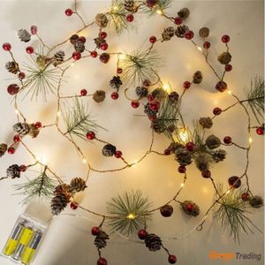 Weihnachtsbaum Dekoration LED-Lichter Happy Urlaub String Light Pine Nadeln Kegel Kupferdraht mit Glocken Variou Kombinationen für Festliche Partei liefert