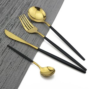 24 adet Siyah Altın Çatal Mutfak Gümüş Sofra Sofra 18/10 Paslanmaz Çelik Yemek Bıçağı Çatal Kaşık Yemek Seti 201128