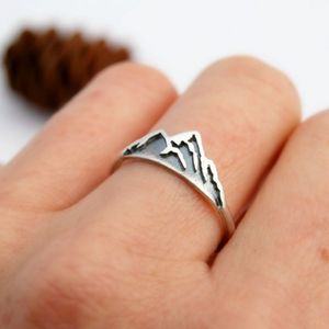 2021 Fashion Creative Mountain Range Ring Nature Motivation Jewelry Hiking Snowboard Lover Gift Stainless Steel Rings For Women