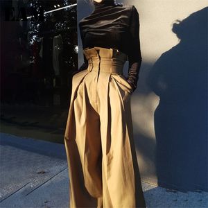 [Eam] Cintura alta Amarelo Long Plissado Split Largo Perna Calças Novas Calças Loas Calças Mulheres Moda Maré Primavera Outono 2020 LJ201029