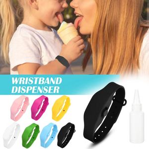 7Color Refillable Silicone Sanitizer Dispenser Wristbands Hand Sanitizers Bracelet Wearable Sanitizering Travel With Squeeze Bottle