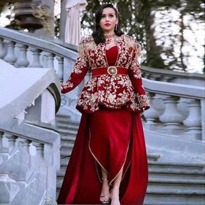 Luxury Red Dubai Абая Вечерние платья с длинным рукавом мусульманское Morrocan Пром платья с аппликациями из бисера Плюс Размер партии Вечерние платья 2021