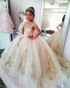 Princess Wedding Flower Girls' Dresses Capped Sleeves Lace Applique Puffy Tulle Pageant Party Gowns Bow Prom Communion Dresses