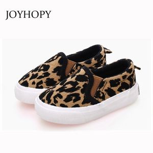 Wiosna Kids Buty Chłopcy Dziewczęta Obuwie Dorywczo Moda Lampart Drukuj Wygodne Buty Płótno Dzieci Sneakers Slip On Loafers 201130