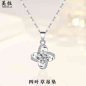 Clover S925 Sterling Silver Necklace Female Minority Design Sense of Light Luxury and Versatile Ins Net Red Jewelry Lucky Grass Pendant