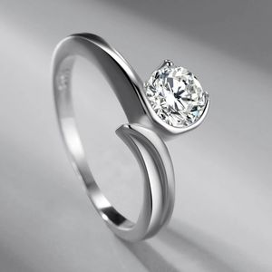 S925 실버 플래티넘 도금 라운드 다이아몬드 크리 에이 티브 여성 간단한 독특한 약혼 생일 선물 패션 개성 반지