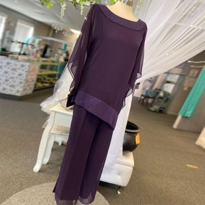 Grape Sequined Mother Of The Bride Pant Suits Long Sleeves Bateau Neck Wedding Guest Dress Plus Size Chiffon Mothers Groom Dresses