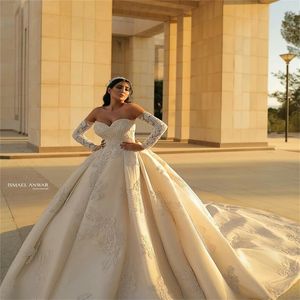 Hot Sale Ball Gown Wedding Dresses Princess Appliqued Lace Sweetheart Long Sleeves Bridal Gowns Custom Made Ruched Satin Vestidos De Novia
