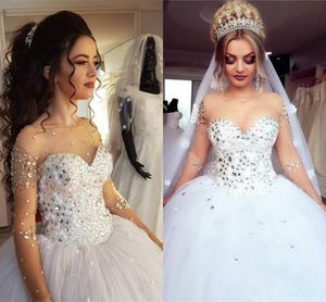 Bollkakor Bröllopsklänningar 2021 Beading Långärmade Jewel Neck Tulle Puffy Princess Bridal Gowns Arabic Plus Size Bride Dress