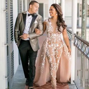 2022 African Nude Tulle Jumpsuits Lace Wedding Dress Sheer Plunging V-neck Beach Boho Elopement Bridal Gowns Appliqued Long Bride Dresses
