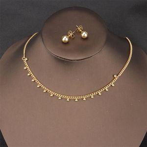 Kvinnor Mode Hängsmycke och Örhängen Koppar Alloy Golden Chain Choker Halsband Smycken Set