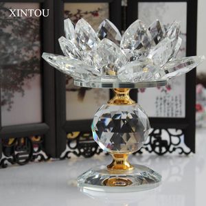 XINTOU Crystal Glass Block Fiore di loto Portacandele in metallo Feng Shui Home Decor Big Tealight Candle Stand Holder Candelieri T200703