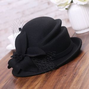 Wholesale 1920s style hat resale online - Winter Hat for Women s Gatsby Style Flower Warm Wool Hat Winter Cap Lady Party Hats Cloche Bonnet Femme Asymmetric Fedoras