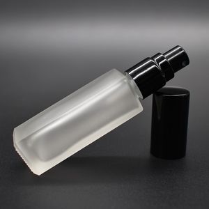 10ml Buzlu Cam Parfüm Sprey Şişeler Atomizer Doldurulabilir Boş Parfüm Şişeleri Siyah Püskürtücü Kapak Sıcak Satış Amazon
