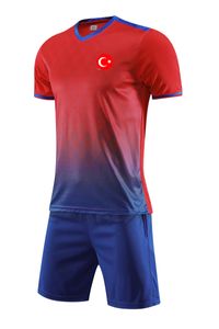 Türkische Fußballnationalmannschaft Männer Trainingsanzüge Jersey Schnell trocknendes Kurzarm-Fußballtrikot Individuelles Logo Outdoor-Sport-T-Shirts Top und Shorts Großhandel