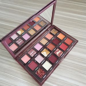 A mais nova marca Cosmetics Naughty Nude 18 Colors Matte e Shimme Sombra Paleta de Natal Presente Grátis