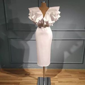 Spring 2021 Straight Prom Dresses Sheer Neck Cap Sleeves Satin Cocktail Party Dress Beads Sequins Sash Cheap Evening Gowns