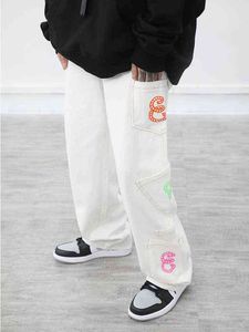 Retro Multi Pocket Letters Print Straight Jeans Män Kvinnor Oversize Baggy Denim Byxor Vit Black Harajuku Streetwear Trousers G0104