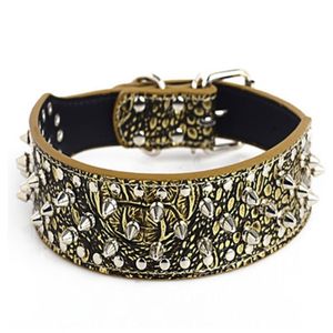 Lyxig Spiked Studded Dog Collar Padded PU Läder Krålar för Medium Stora Dogs Neckrem LJ201112