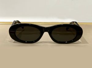 Parlak Siyah Yuvarlak Güneş Gözlüğü Koyu Gri Lens Kalın Kıvrımlı Açısal Tasarım Moda Gözlük Kadın Erkek Güneş Shades UV400 Koruma Kutusu Ile