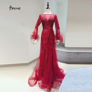 Nowa sukienka wieczorowa Długa szlachetna czerwono -syrenka sukienka o szyi z koralikami piór z płaszczami suknie imprezowej 2020 vestidos de fiesta lj201118