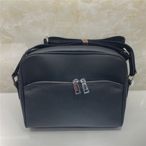 新しい古典的な熱い販売の高品質の男性のショルダーバッグファッション男性のバッグクロスボディバッグメッセンジャーバッグ付きダストハンドバッグ財布男財布