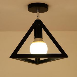 Plafoniere 2022 Triangolo in stile nordico Luce colorata con lampadina E27 Ferro Foyer Camera da letto Studio Corridoio Apparecchi di illuminazione