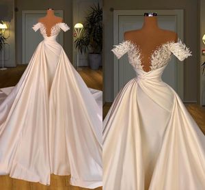 Arabic 2021 Crystal Feathers Dubai Wedding Dresses Off the Shoulder Beaded Cathedral Train Church Bridal Gowns Satin Vestidos AL8510 Cadral