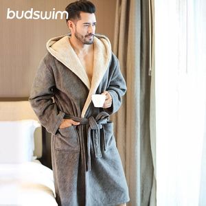 Homens de inverno Plus Size Bathrobes Com Capuz Flannel Long Bath Robe Male Conforto Cinza Longo Casa Quente Vestido Vestido Dormir Nightwear 20125