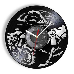 Triathlon Vinyl LP Record Zegar ścienny Triathlete Mężczyzna Decor Cave Decor Pływanie Rowerowe Running Multisport Race Nowoczesny Kwarcowy Zegar ścienny H1230