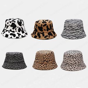 Höst Winter Cow Leopard Woolen Kvinnor Bucket Hat Outdoor Fashion Tjock Varm Fisherman Hat Lady Girls Travel Basin Cap Panama