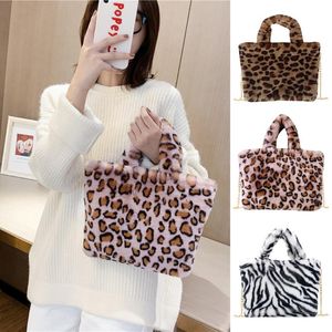 Designer- Leopard Print Fashion Women Messenger Shoulder Bag Plush Shopping Totes Large Capacity Autumn Winter Fluffy Crossbody Handbag