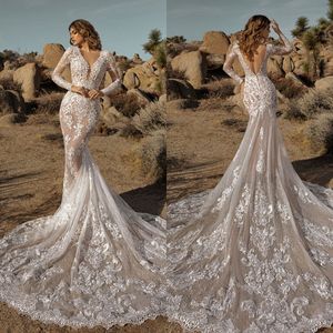 2021 Abiti da sposa moderni Scollo a V Maniche lunghe Appliques di pizzo Abiti da sposa a sirena Abito da sposa sexy su misura con strascico senza schienale