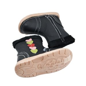 Дети девушки мягкие кожаные ботинки снежные с красочными сердцами для зимнего молнии закрытие новое прибытие бесплатная доставка розничная оптовая продажа LJ201104