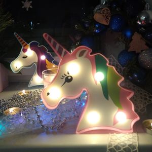 Decorazione per feste di unicorno Lampada per unicorno 3D Lampada da notte a LED per decorazioni per la casa Camera da letto Lampada da tavolo a LED Compleanno per bambini Baby Shower Light C0125