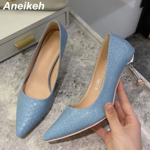 Aneikeh New 2021 Spring/Autumn Fashion Women's Shoes Pointed Toe Retro Office Lady Stiletto Heels Alligator Pattern Mujer Pumps C0129